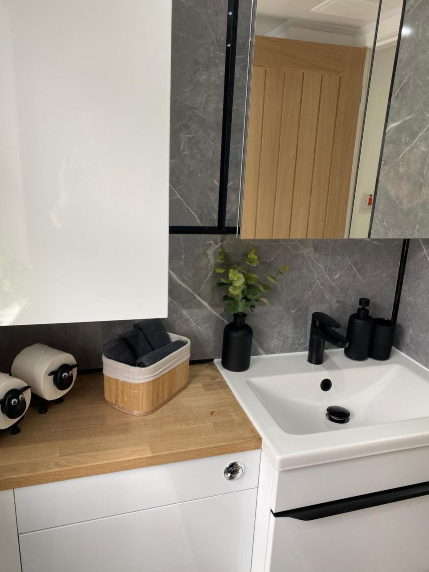39 Wells Street Apartment Инвернес Екстериор снимка
